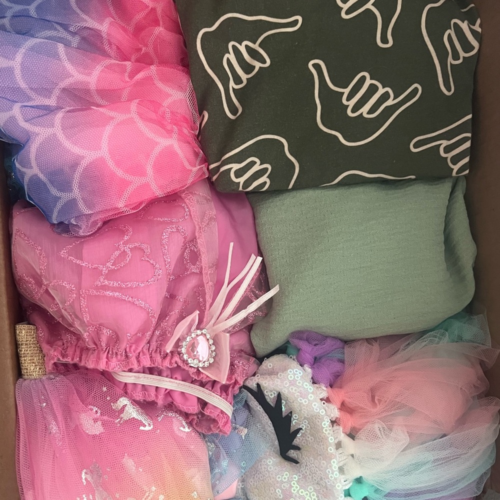 Kids clothing bundle